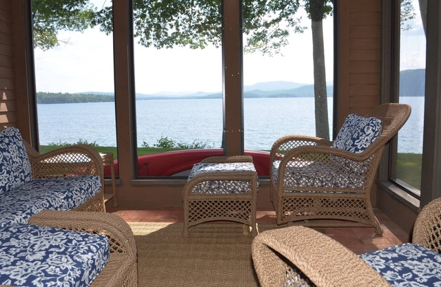 Waterfront Renovated Townhouse Newfound Lake 2 Beaches Tennis Mooring 2 Kayaks