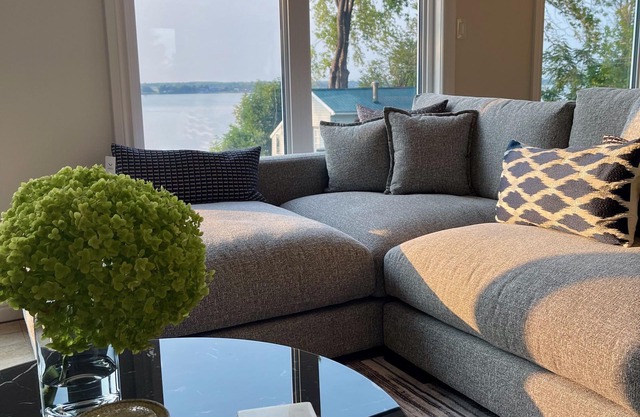 Waterfront Retreat: Luxe & Modern Spa Inspired