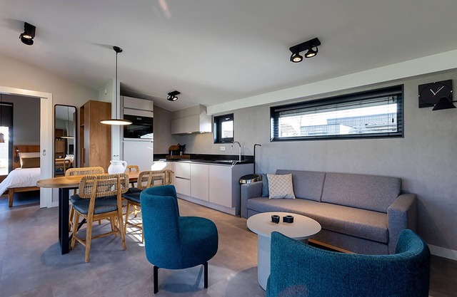 Waterfront Stay w/Pets