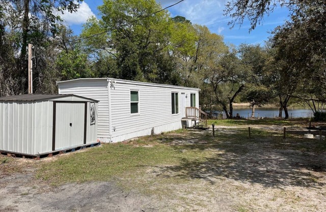 Waterfront Tiny Lodge