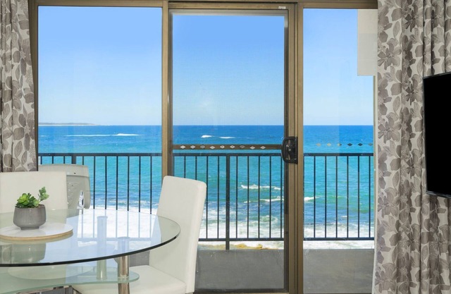 Waterfront Unit, Unit 2