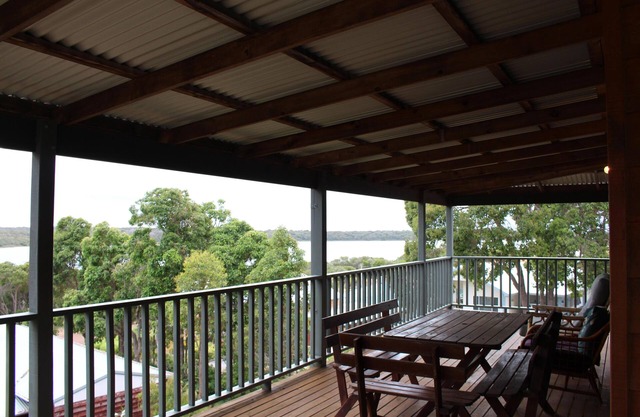 Waterside View has views up and down the Blackwood River - Waterside View - River views