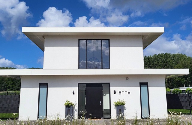 Watervilla in beautiful area near Harderwijk