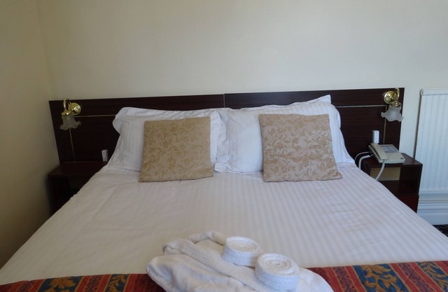Waverley Hotel