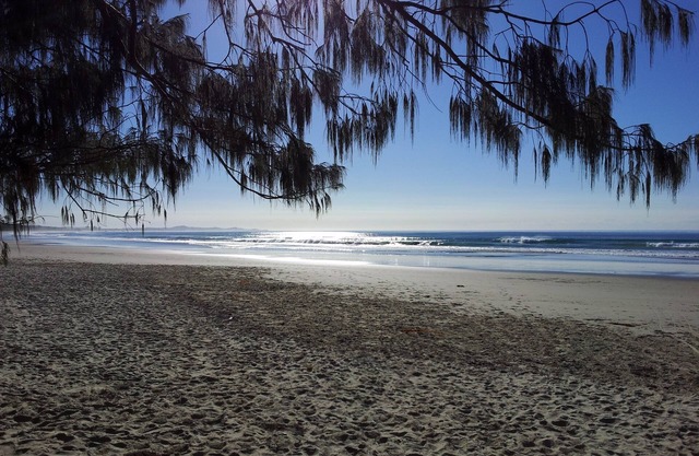 WAVES - Beachfront home on Bonny Hills headland