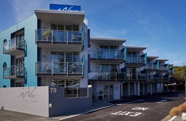 Waves Luxury Apartments
