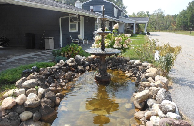 Weathervane Motel