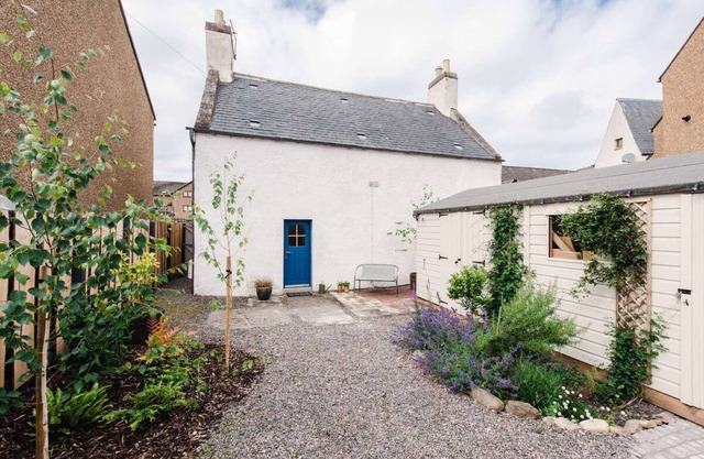 Weavers Cottage, Inverness
