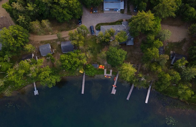 Webb Lake, Hackensack, Northern MN - 3 Bedroom, Sleeps 8 - Cabin #7 Blue Water