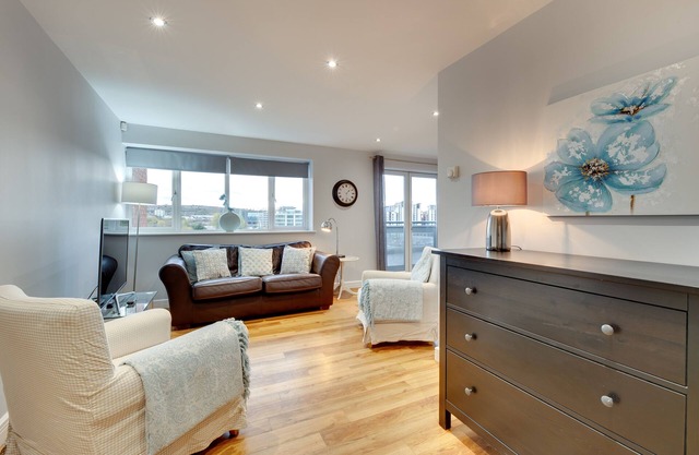 Week2Week Hosted Quayside Apartment