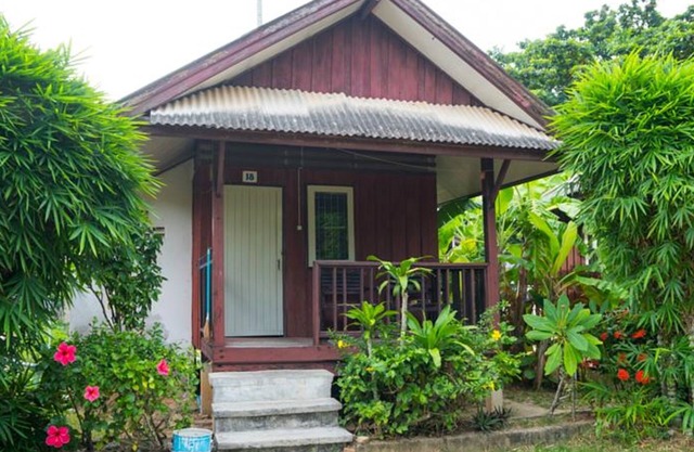 Weekender Bungalow