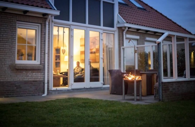 Weidevilla 14 8 beds, 1 cot, 1 saunas and 2 bathrooms
