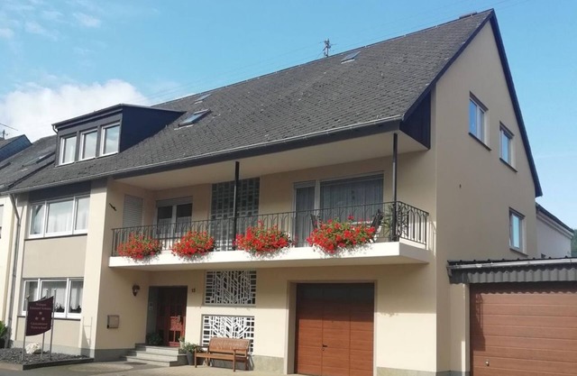 Weingut-Gästehaus E. Schmitz - 2-bed apartment