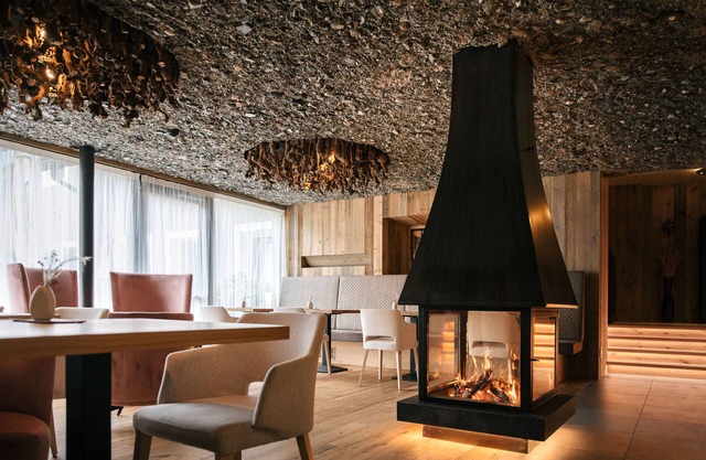 Weingut und Genusshotel Spitalerhof
