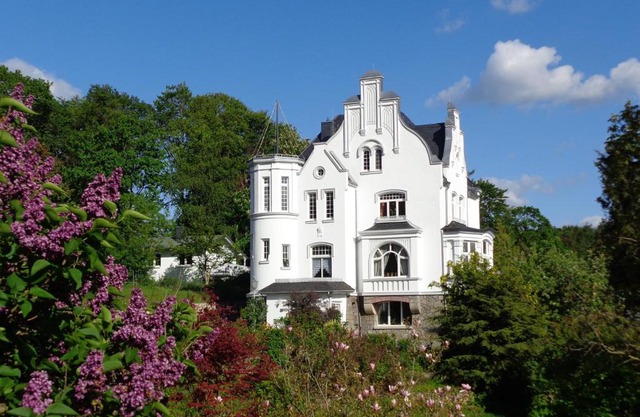 WeisseVilla Friedrichsbrunn Fewo SOLIDE