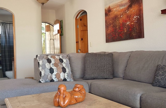 Welcome! Our Premium Suite is minutes from endless beach, golfing and culture!