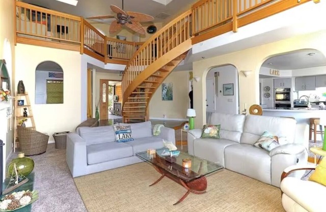 welcome to Glenhaven House at the Narrows.”