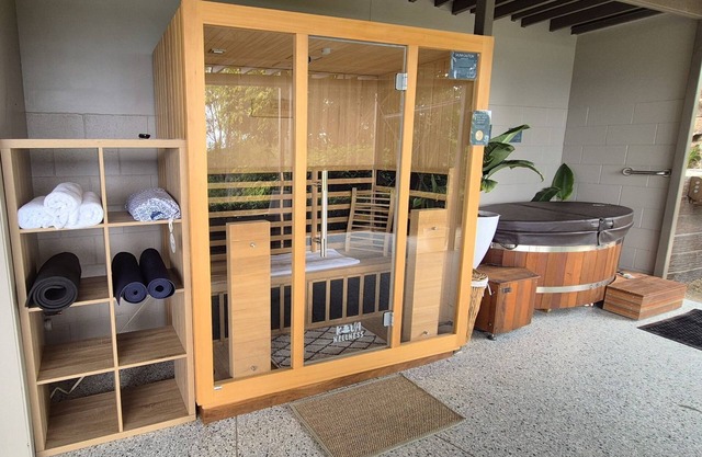 Welcome to Kookaburra Cabin at Nebesa Nature Retreat