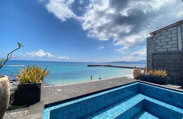 Welcome to our oceanfront villa!nn