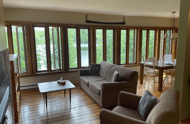 Welcome to the Chalets du Lac Grenier