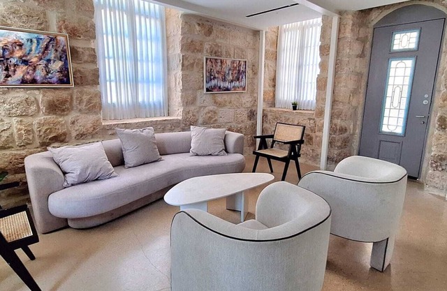 Welcome to «The Jerusalem Stone» by MPJ vacation Rentals Ltd