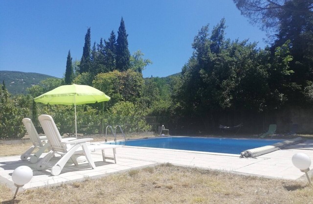 Welcome to the Olivade private pool with large garden