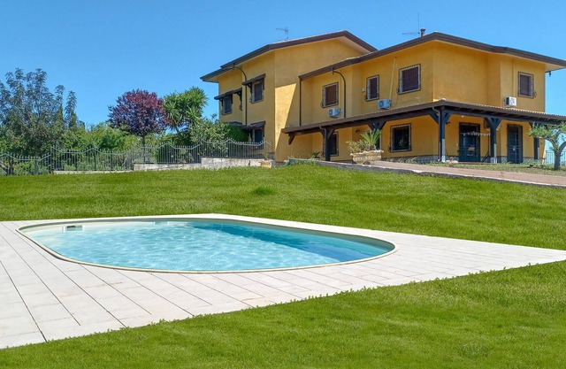 Welcome to this beautiful vacation home with pool for an unforgettable vacation.