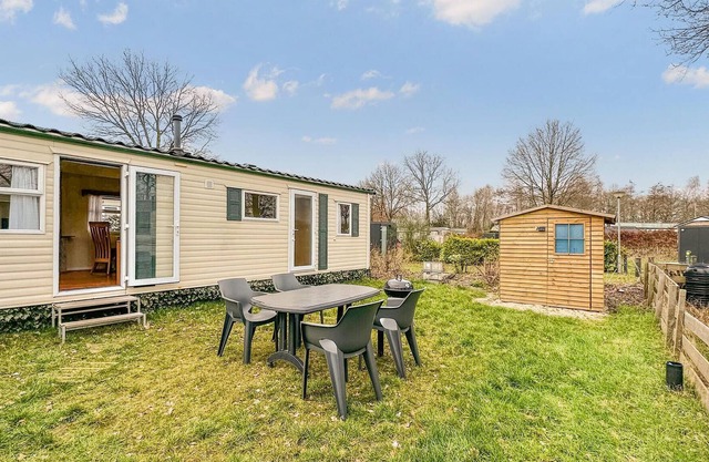 Welcome to your vacation in this inviting vacation home with plenty of activity options.