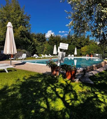 Welcome Traveller Charm Montees Marciaga