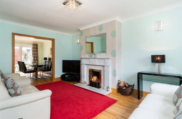 Welcoming 4-bedroom house with WiFi in Dublin