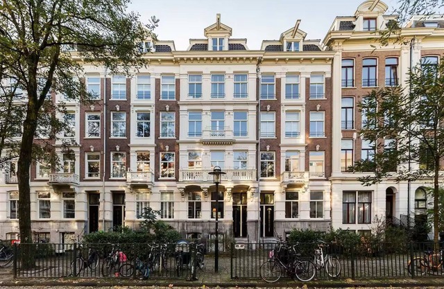 Welcoming and bright apartment in marvelous Amsterdam