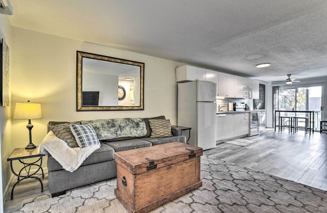 Welcoming Apartment: Walk to Old Town Gresham