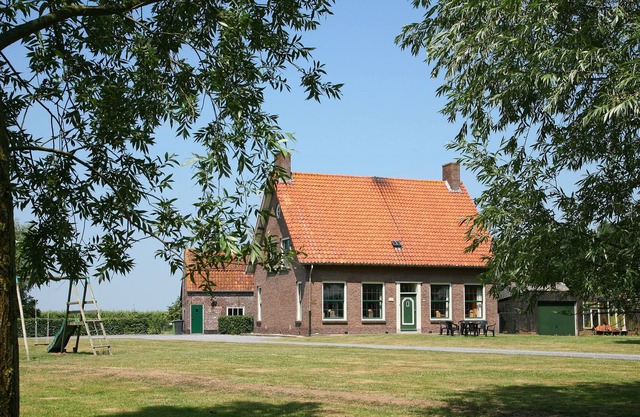 Welcoming Farmhouse in Eede with Terrace