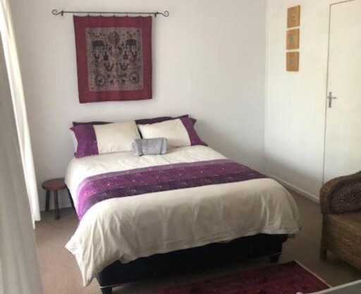 Welcoming One Bedroom Flatlet with Pool