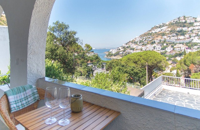 WELCS ESTUDIO 269 EMP con vista al mar