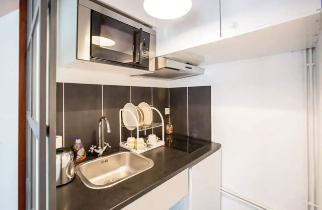 Well-appointed St. Michel studio