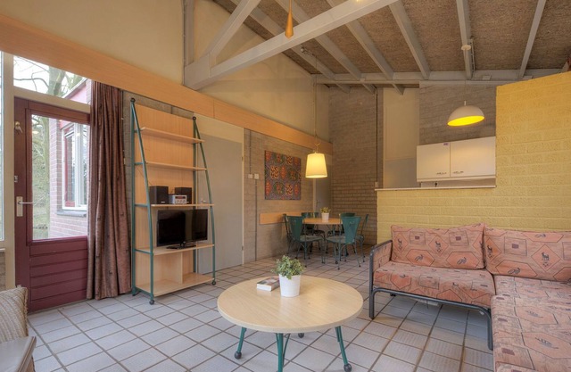 Well furnished bungalow with microwave near a nature reserve