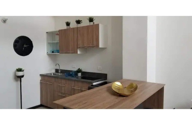 well located apartment laurels, modern,