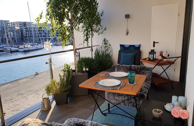 Wellness Pearl apartment with sauna & whirlpool at the New Harbor in Bremerhaven
