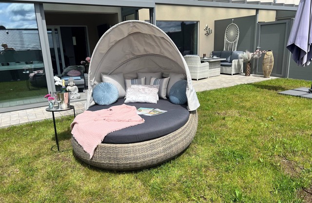 Wellness-suite mit Eingezäunten Garten/Eifel/wellness/whirlpool/für Paare