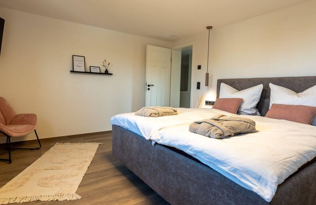 Wellness vacation home, bath/WC with sauna and jacuzzi - Ferienhaus Im Lachergarten