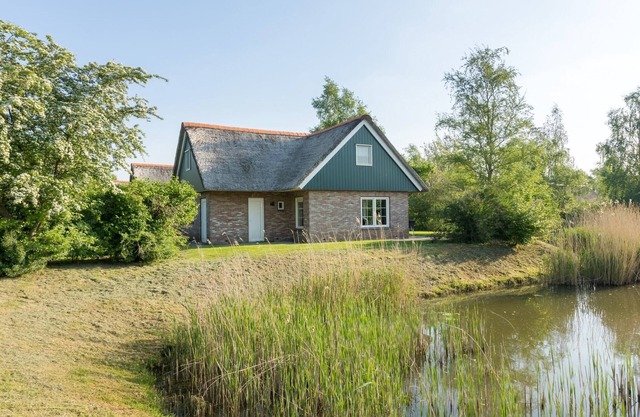 Wellness Villa by the Weerribben