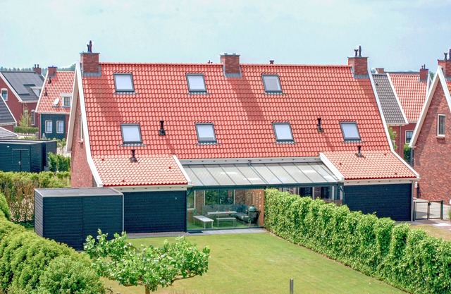 Wellness villa with sauna, garden and sea nearby