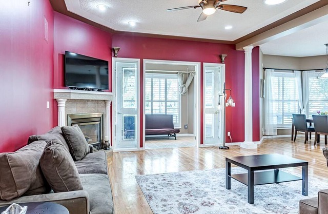 WEM: Accessible Ravine Bungalow