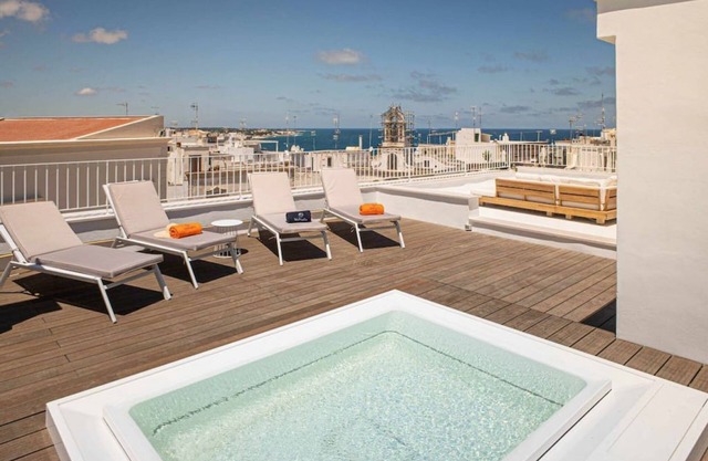 WePuglia-Dimora Di Mare, luxury house with priv. terrace & heated mini-pool