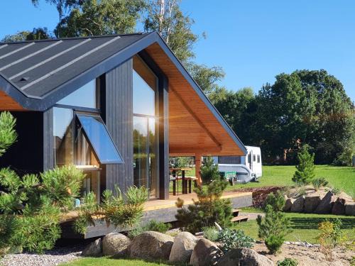 Werder Chalet - L I E G E P L A T Z - Ostsee Strand 150m I Sauna I eKamin I Ferienhaus an Ostsee bis 8 Pers I by "Meyers am Meer"