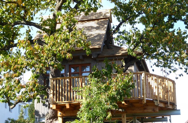 Wesertal tree house - Beautiful, with a view of the meadow landscape and the Weser valley