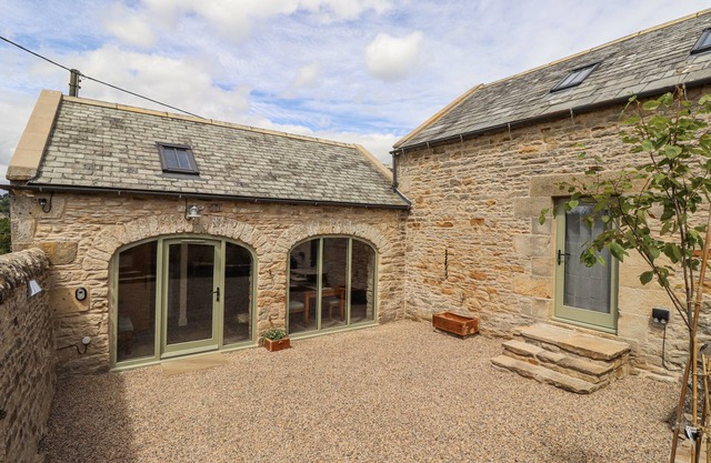 WEST DUNKIRK HEMMELS, romantic, with open fire in Humshaugh
