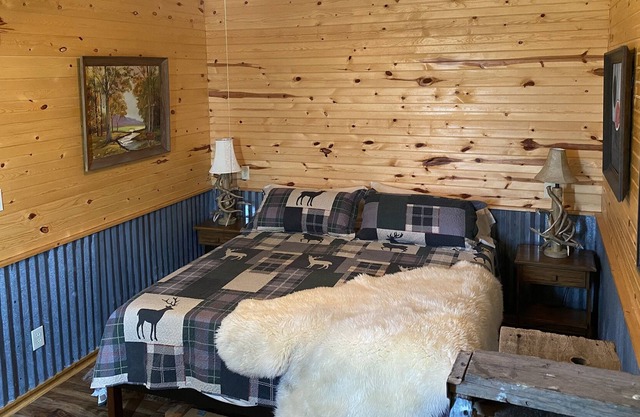 West Haven Cabins - quiet country setting BLUE