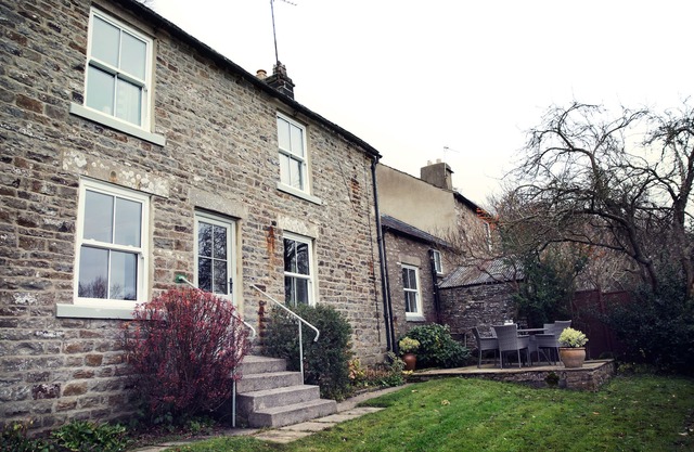 WEST HOUSE, family friendly, with open fire in Middleton-In-Teesdale